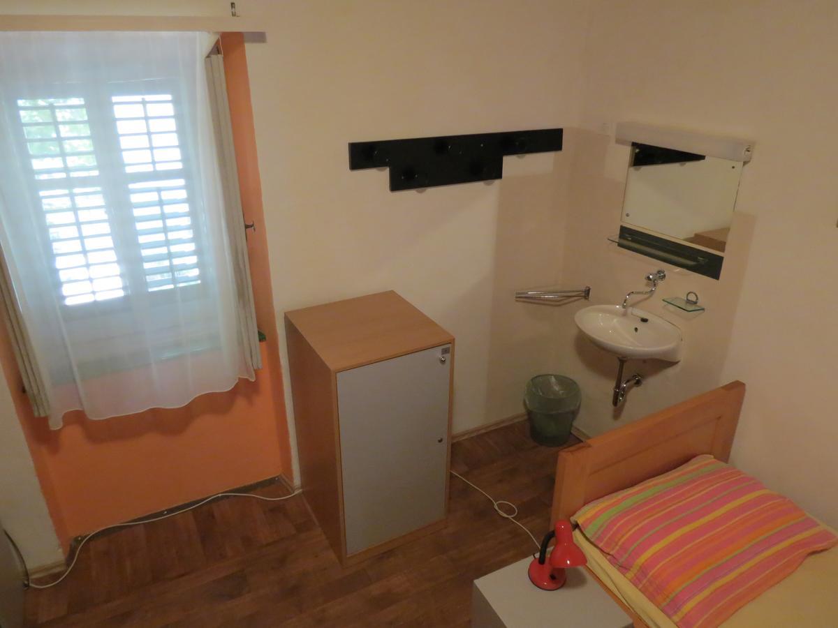 Hi Hostel Veli Lošinj Extérieur photo