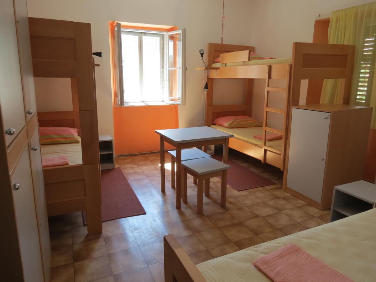 Hi Hostel Veli Lošinj Extérieur photo
