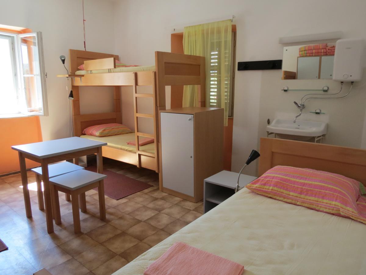 Hi Hostel Veli Lošinj Extérieur photo