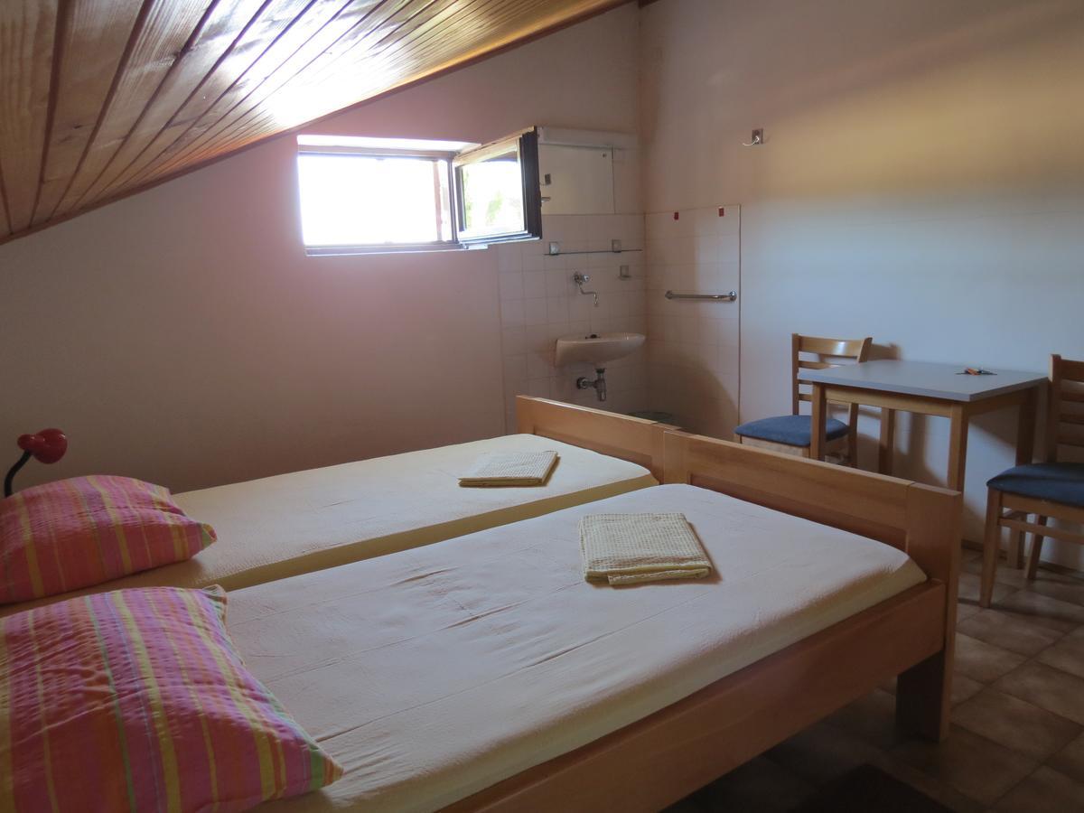 Hi Hostel Veli Lošinj Extérieur photo