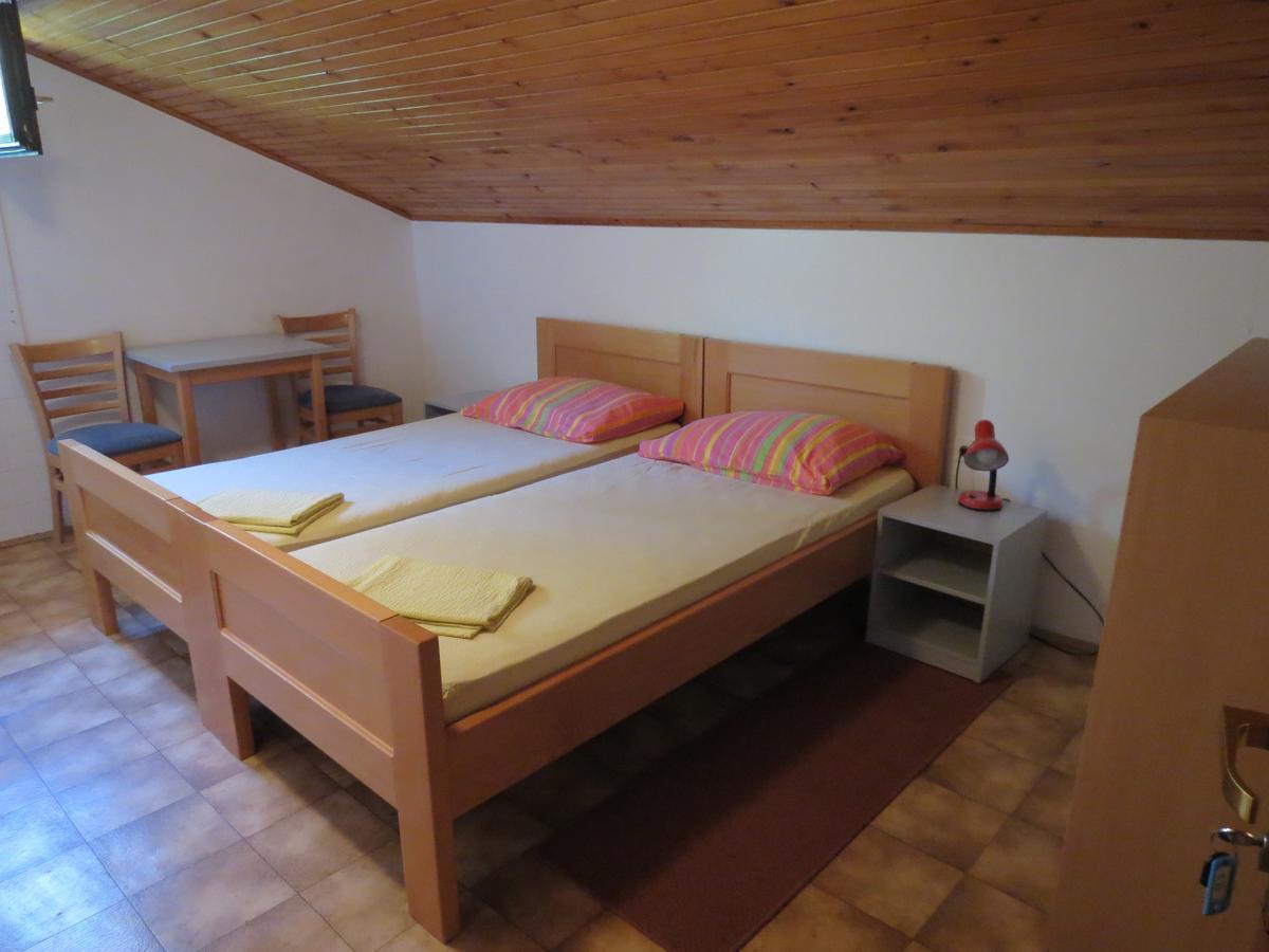 Hi Hostel Veli Lošinj Extérieur photo